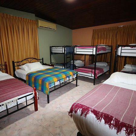 Hostal Cocos Inn Панама Екстер'єр фото