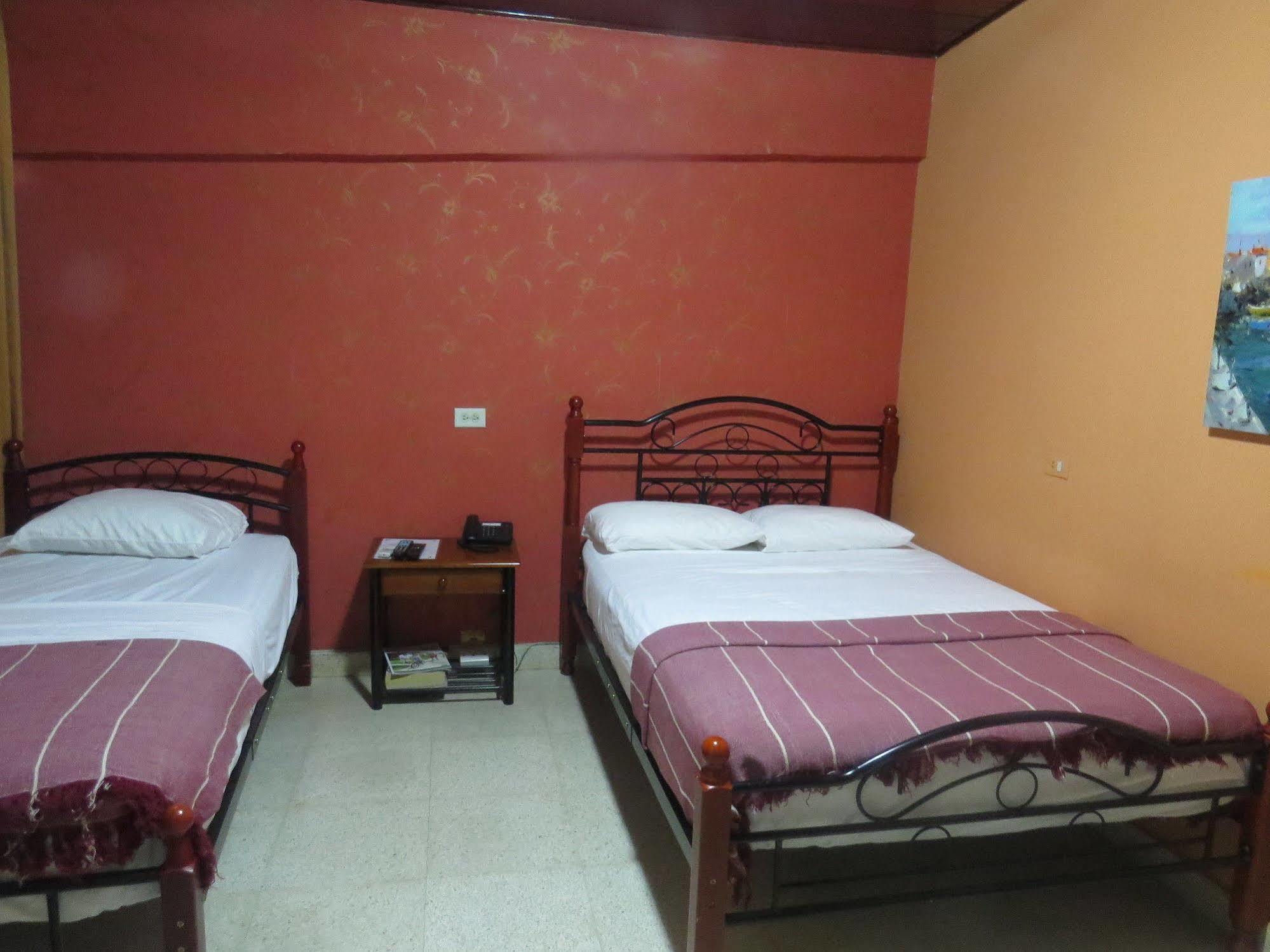 Hostal Cocos Inn Панама Екстер'єр фото